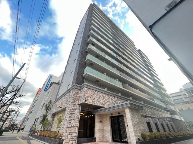 プレジオ難波