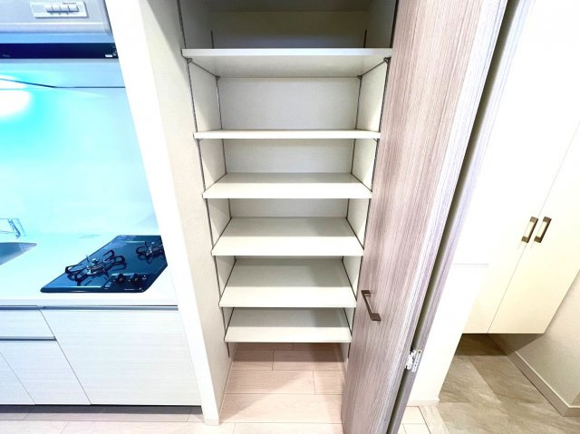 スプランディッド堀江の収納