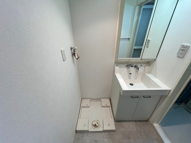 アーデンタワー西本町の洗面所