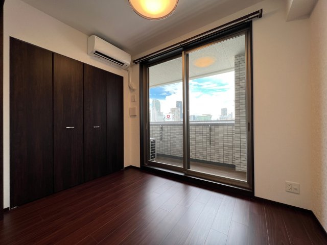 Vinoプレジオ本町の洋室