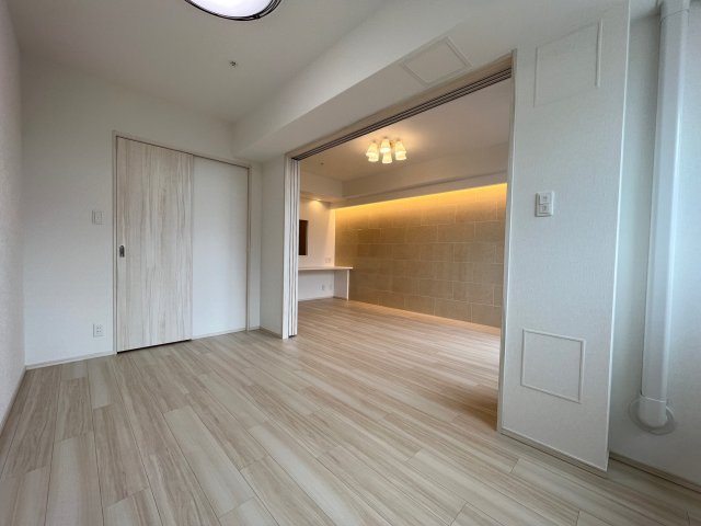 Vinoプレジオ本町の洋室