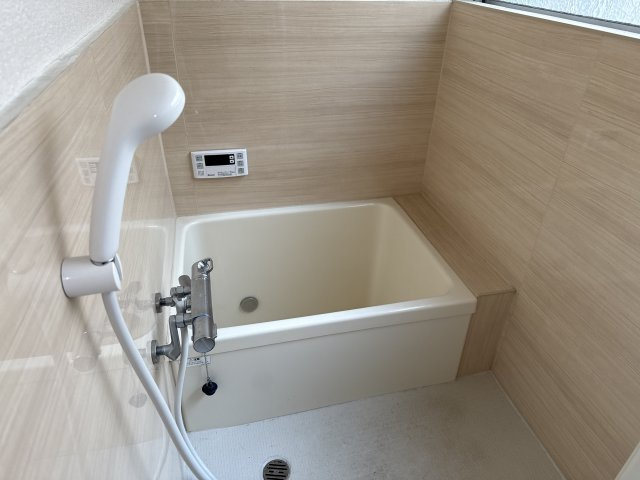 有田　今在家一戸建の浴室