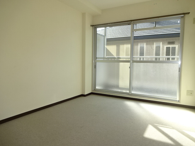 大西マンションの子供部屋