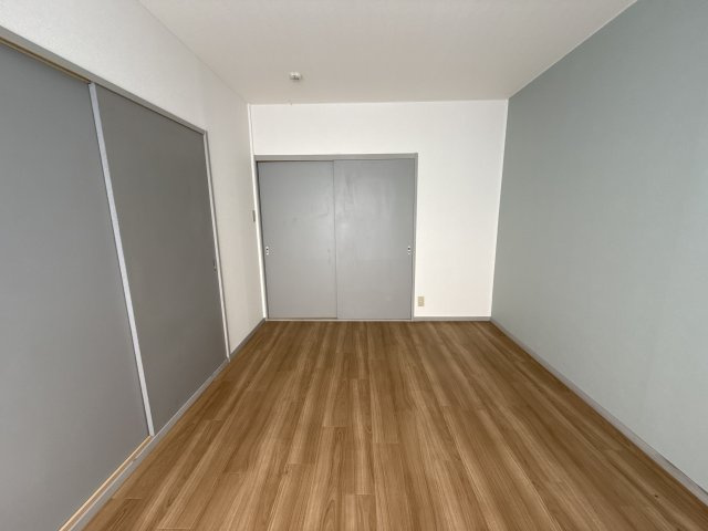 サンライフ雅の寝室