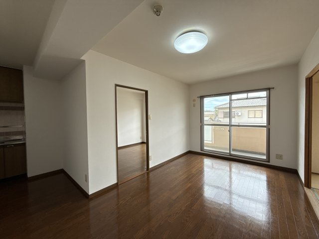 メゾンⅠの居間・リビング