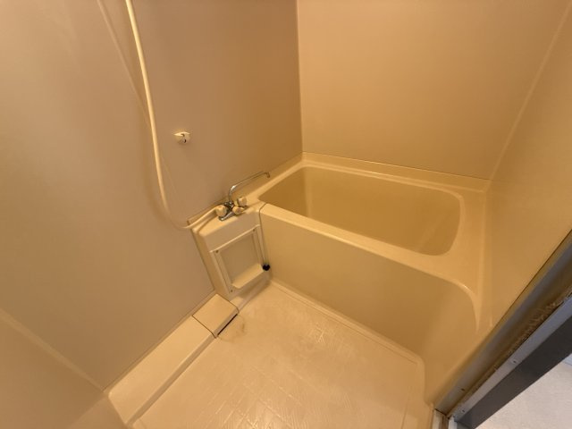 モアークレスト飾磨の浴室