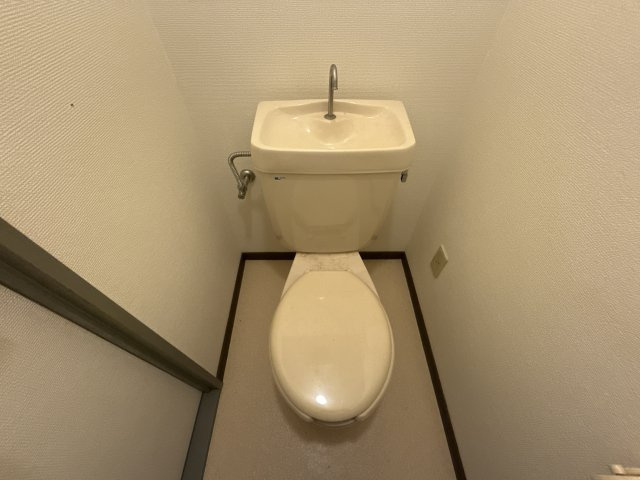 モアークレスト飾磨のトイレ