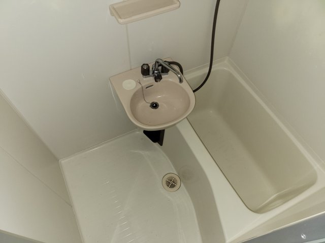 ロフティ池上の浴室