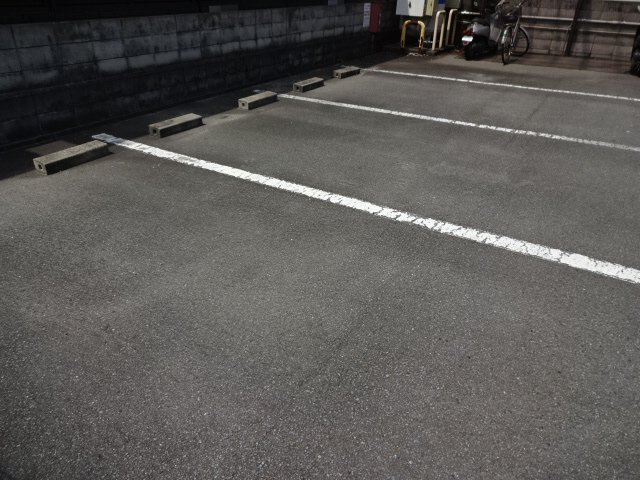エトランス太子の駐車場