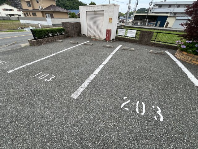 シエナフローラⅠ番館の駐車場