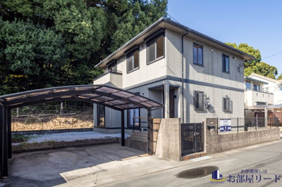 【外観】 | 国分町戸建 | カーポート付き駐車場