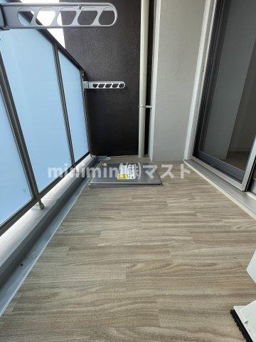 プライムアーバン南森町のバルコニー