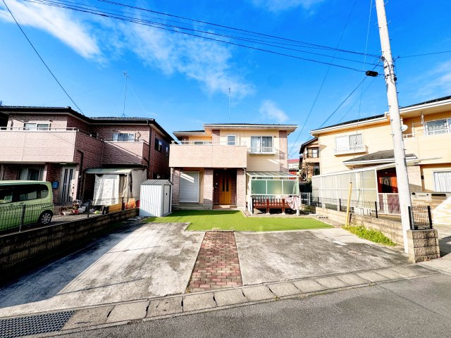 高崎市剣崎町　中古住宅の外観