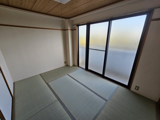 御影岡本ビルの和室