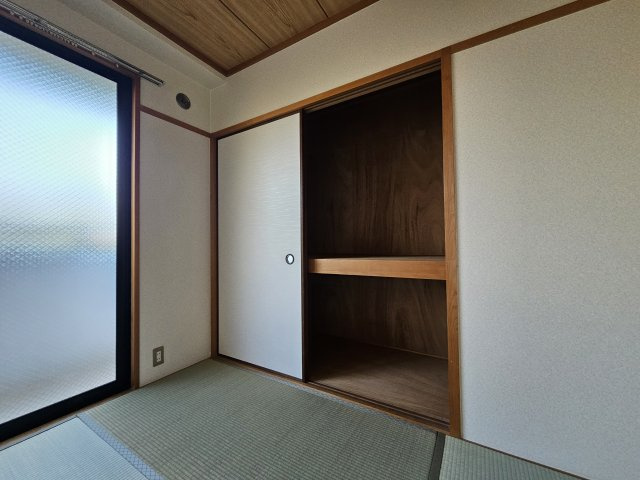 御影岡本ビルの和室