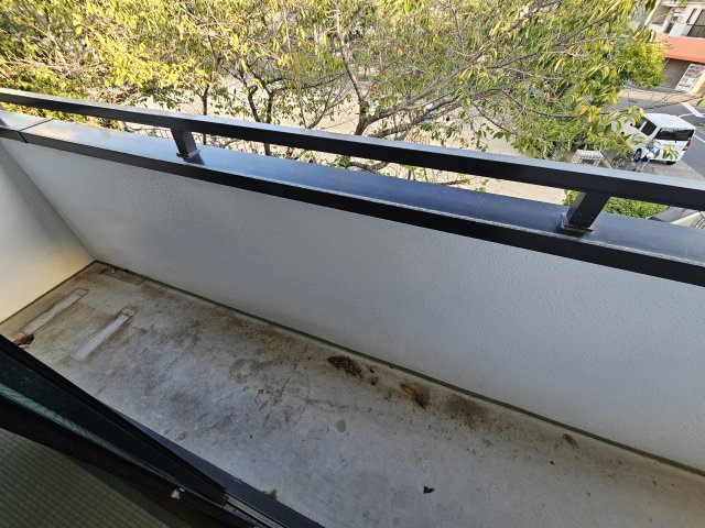 御影岡本ビルのバルコニー