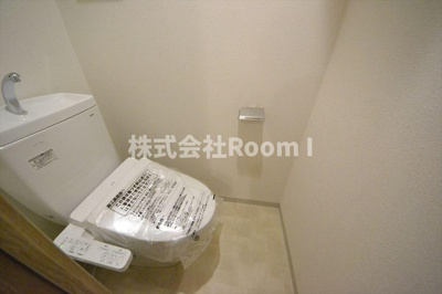 【トイレ】 | プレサンス堺筋本町エグゼブラン | ゆったりとした空間のトイレです
