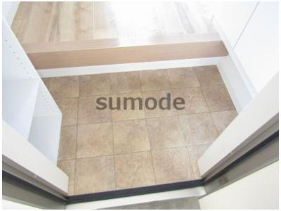 フェスティーボ茨木の玄関