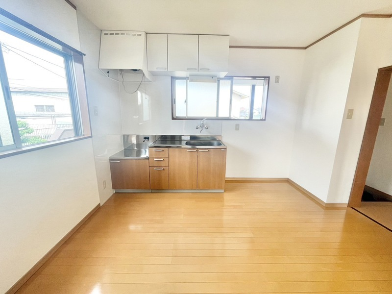 熊本市中央区出水５丁目のアパートの居間・リビング