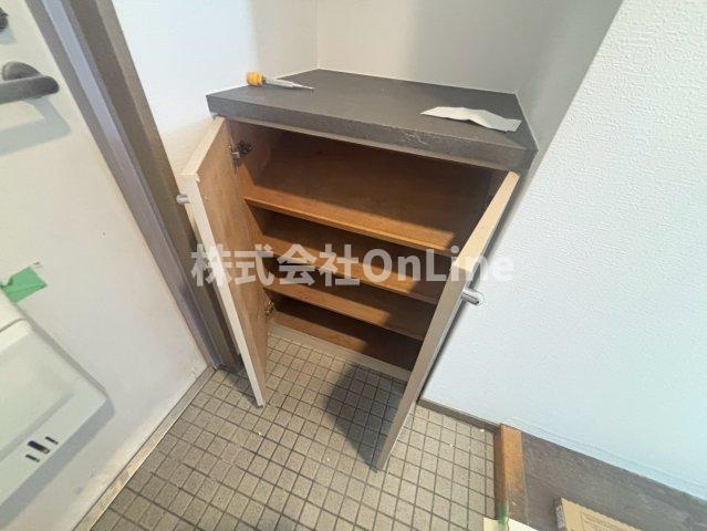 ドゥヴァンルパルク川村の収納