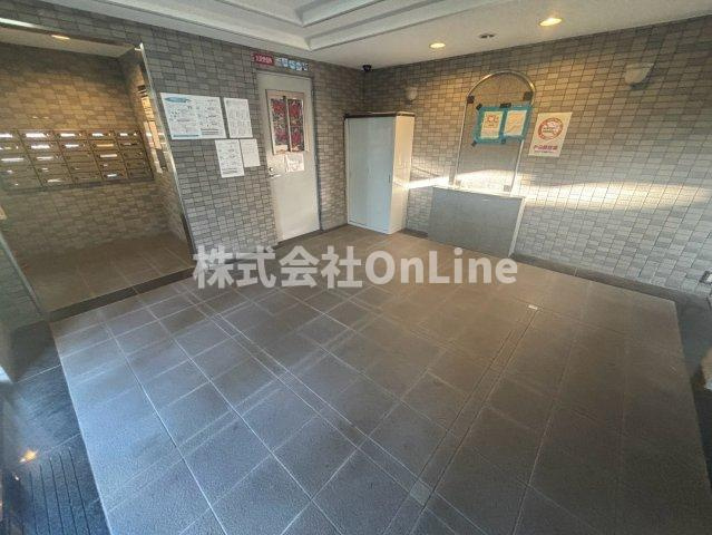 ドゥヴァンルパルク川村のロビー