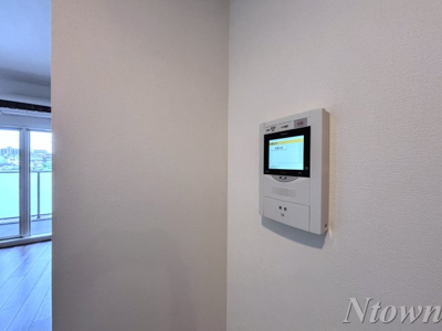 【セキュリティ】 | S-RESIDENCE茶屋ヶ坂East | モニター付きインターホンです