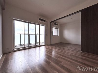 【その他】 | S-RESIDENCE茶屋ヶ坂East | ゆったりとした居間です