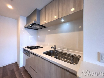 【キッチン】 | S-RESIDENCE茶屋ヶ坂East | 使いやすいキッチンです