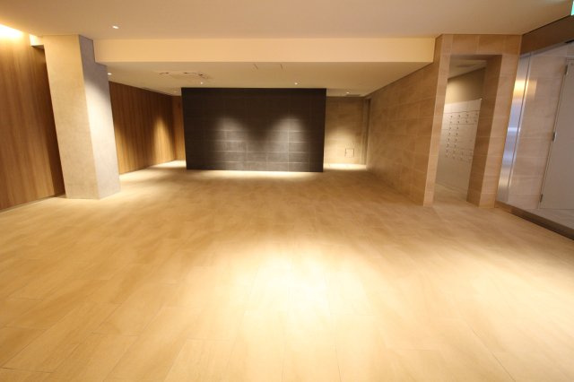 グランカーサ川崎生田のロビー