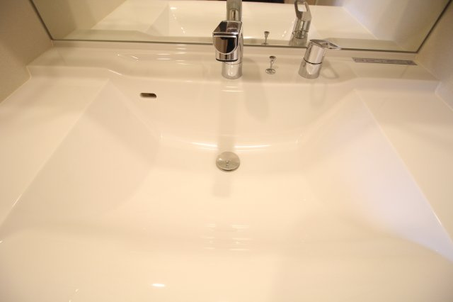 グランカーサ川崎生田の洗面所|同じ間取りの違うお部屋の写真になります。