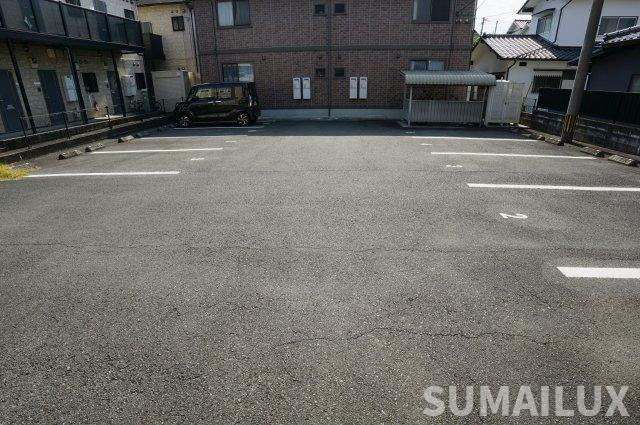 パティオ須屋Ａ棟の駐車場