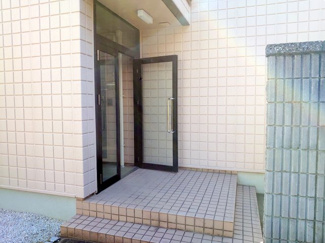 【エントランス】