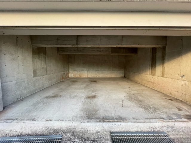 神戸市須磨区禅昌寺町1丁目戸建の駐車場