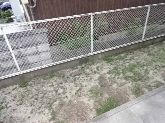 エクセレントパレスA棟のバルコニー