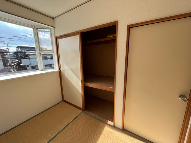 エステートピア宮ノ下Ⅲ番館の収納