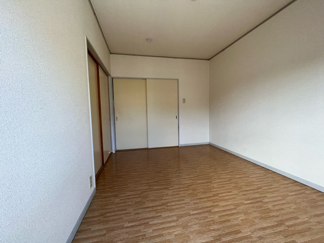 エステートピア宮ノ下Ⅲ番館の洋室