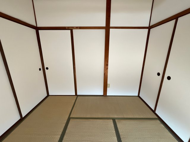 北山マンションの寝室