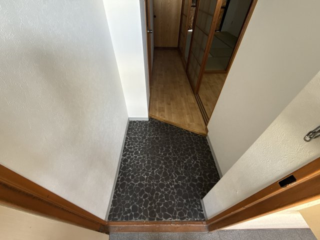 シャトー東洋の玄関