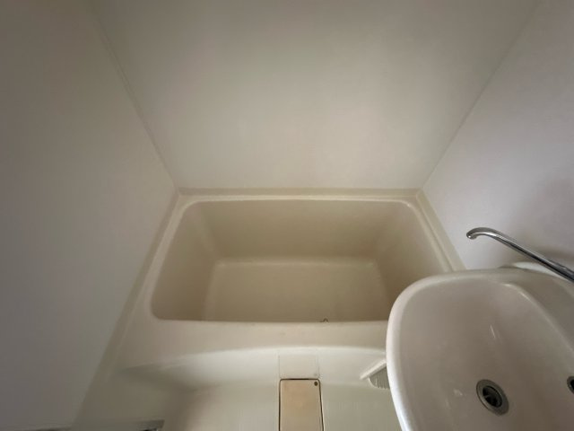 ハイツ北代の浴室