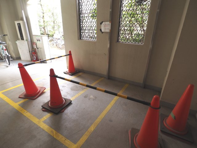 アーバンハイツ三晴バイク専用駐車場