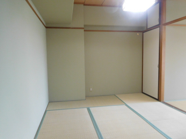 ぱすてる　めぞん　クレヨンの子供部屋