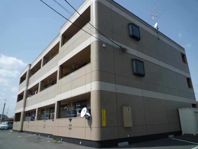 倉敷市宮前の賃貸マンションの外観