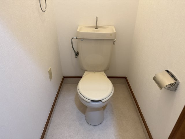 ハイライフ高砂のトイレ