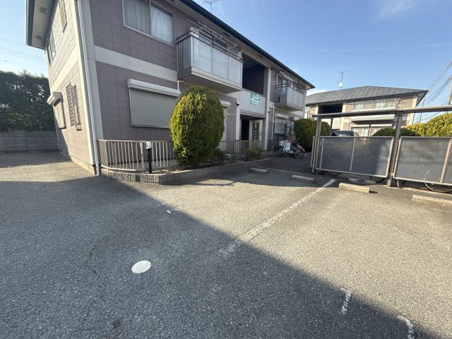 パディ飾磨　Ⅲ番館の駐車場