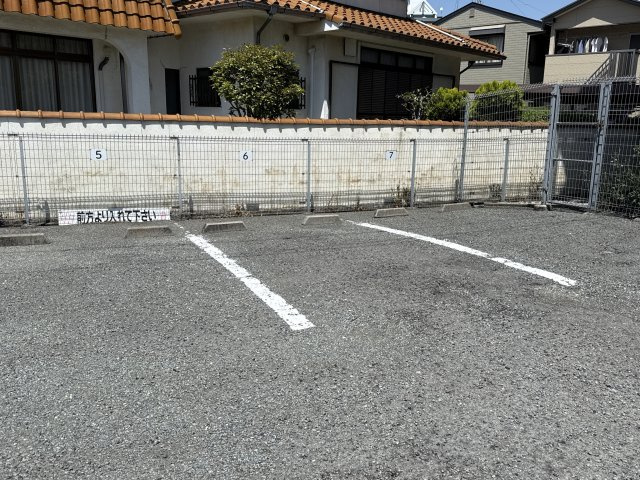 プライム英賀保の駐車場