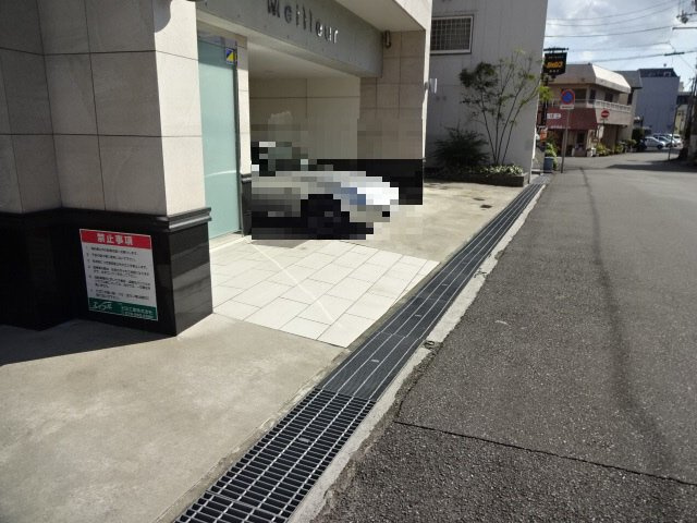 Mailleurの駐車場