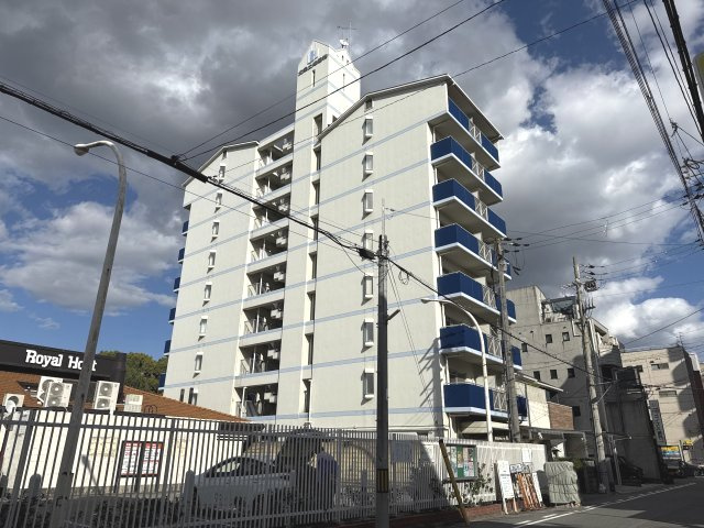 メゾンデール本町の外観
