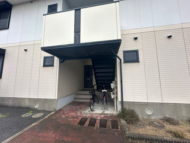 メゾンプランタニエールのエントランス