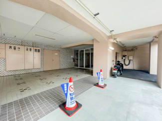 【駐車場】 | バイク置き場　空き状況は都度ご確認ください