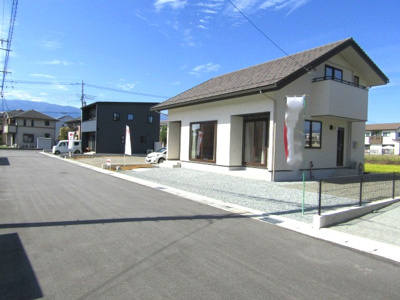 【前面道路含む現地写真】 | 新築戸建　昭和町西条新田 | 前面道路含む現地写真です